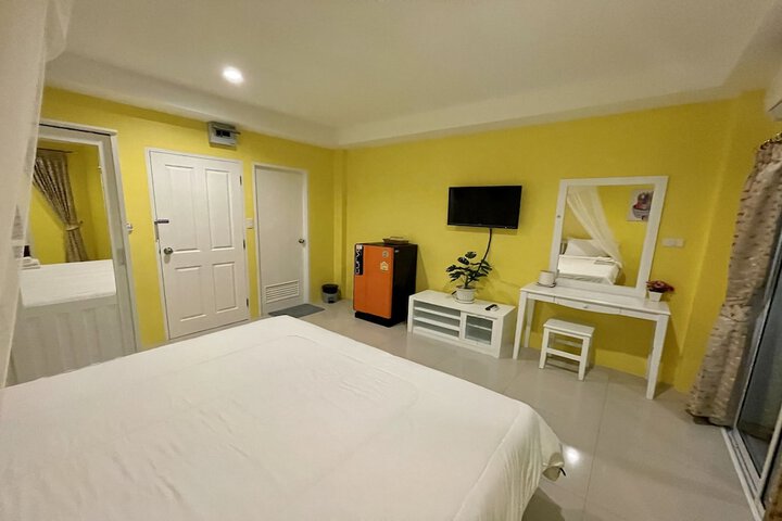 Room 19 of 44