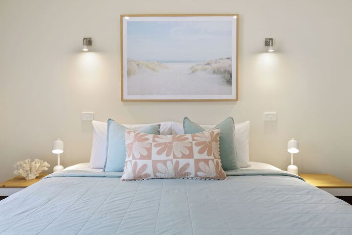 Room 15 of 192