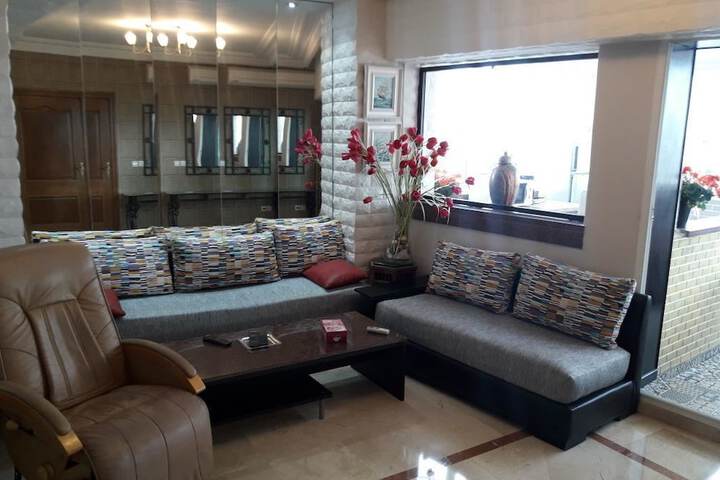 Room 10 of 20