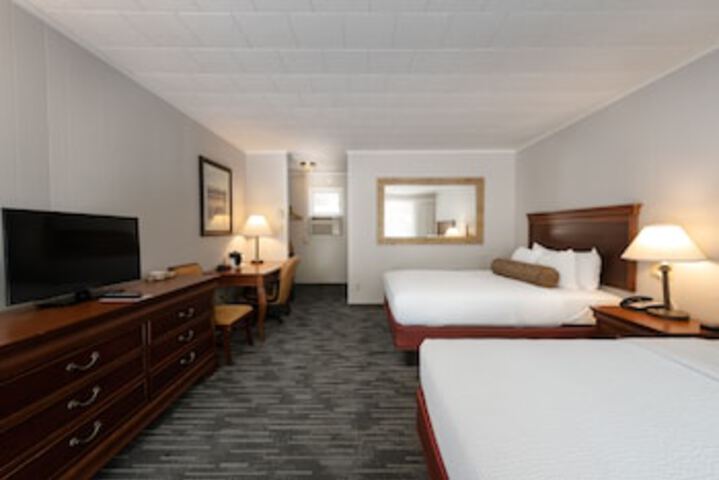 Room 73 of 549
