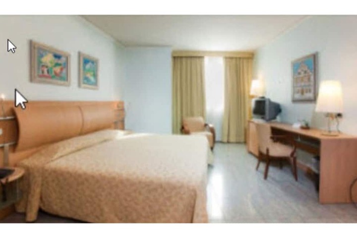 Room 14 of 91
