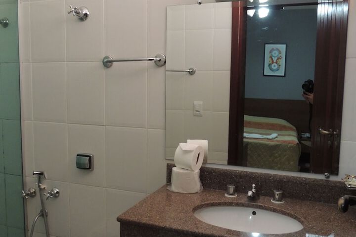 Room 26 of 58