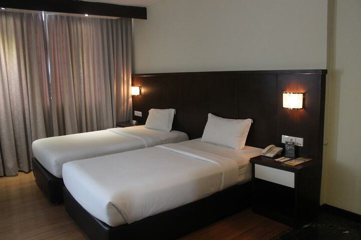 Room 4 of 57