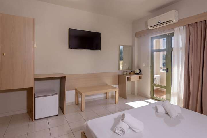 Room 15 of 123