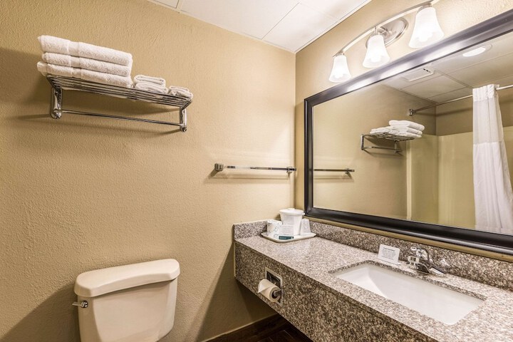 Bathroom Interior Photo