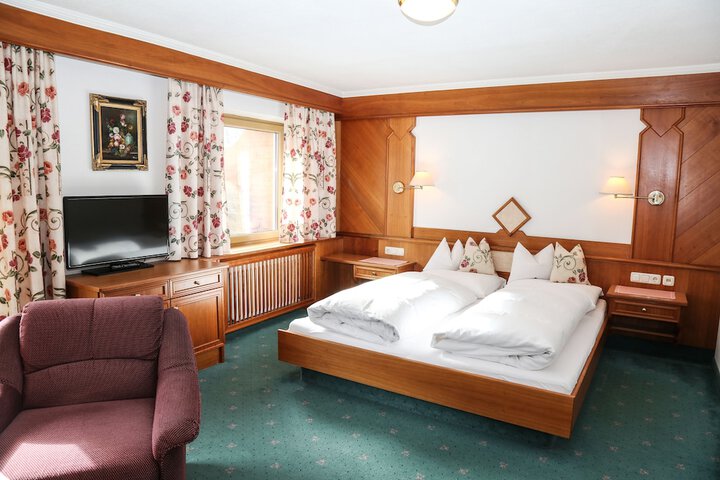 Room 10 of 55