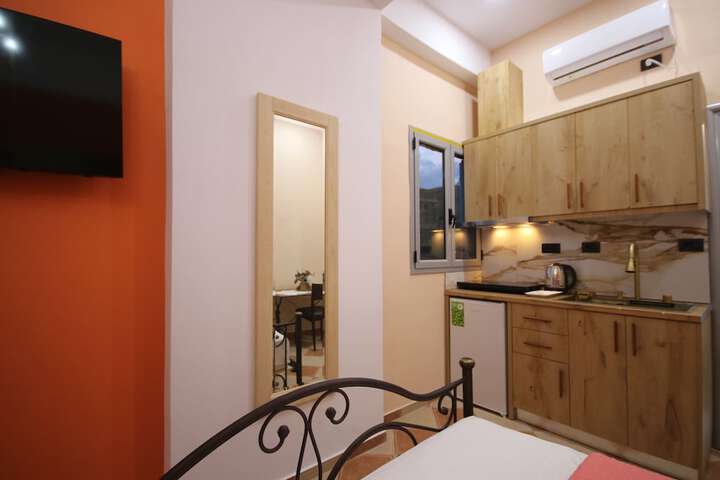 Room 26 of 72