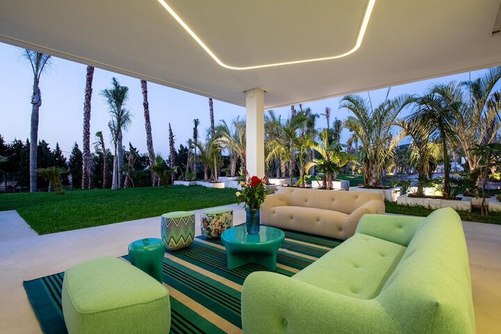 Terrace/Patio 8 of 14