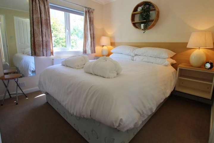 Charming 3-bed Chalet in Abersoch in Pwllheli