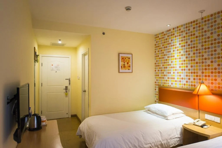 Room 22 of 23