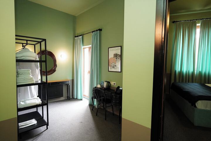 Room 38 of 73