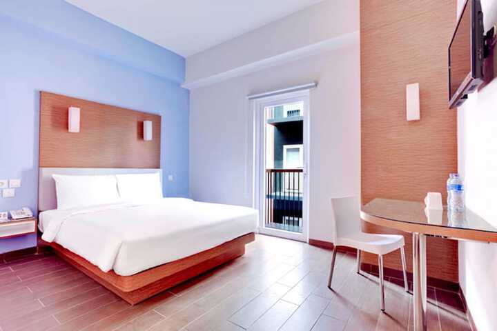 Room 6 of 31