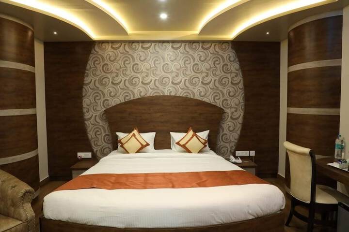Room 3 of 5