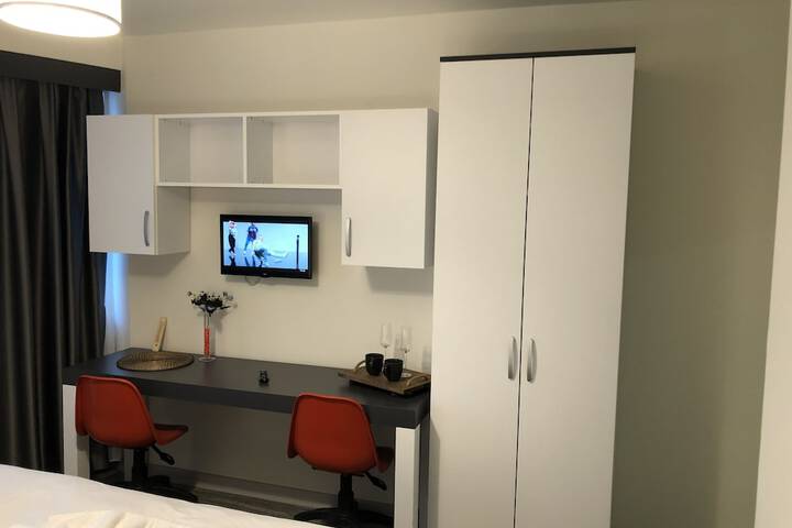 Room 42 of 78