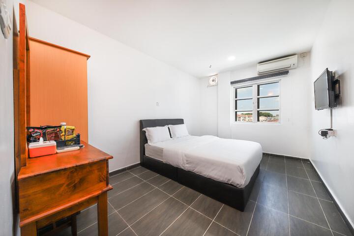 Spot on 89801 Sweet Home Hotel Sabak Bernam