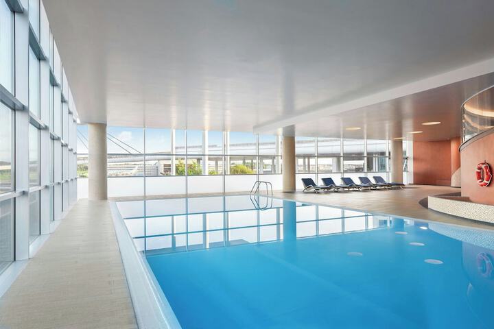 Pool Hotel