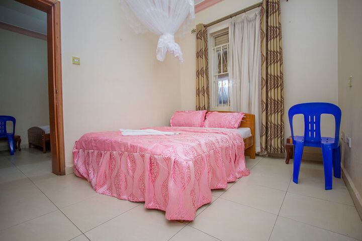 Room 15 of 47