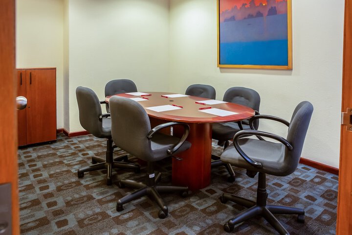 Business Center 32 of 40