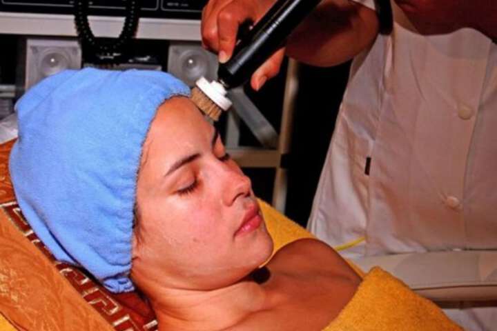 Facial