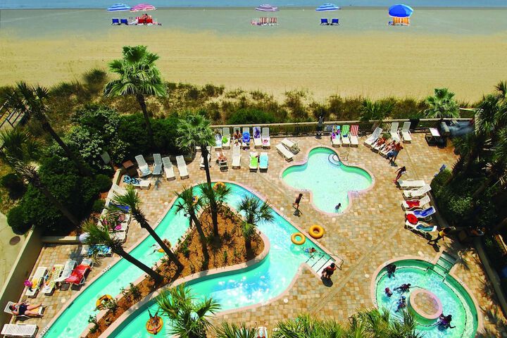 Hotel with Pool