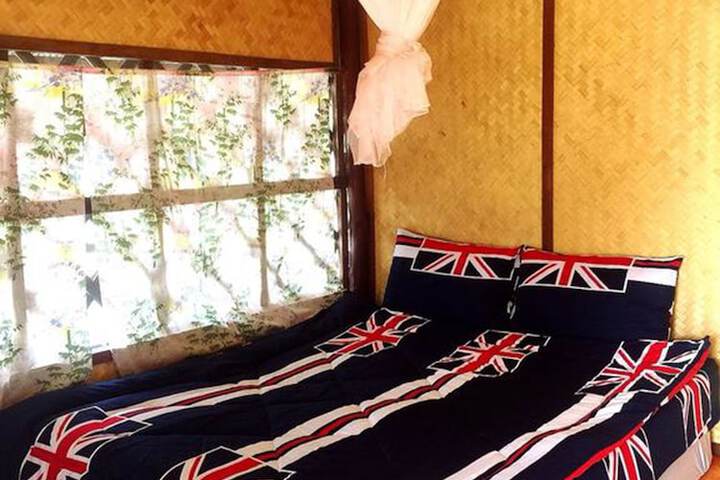 Room 12 of 63