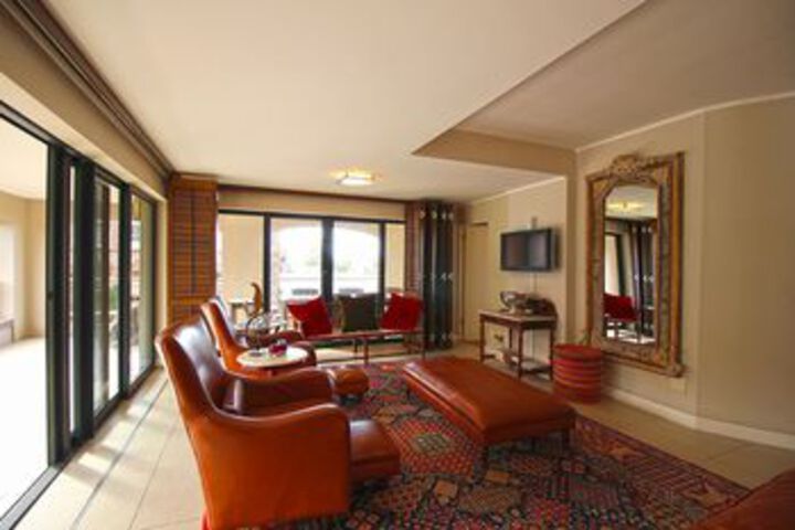 Room 17 of 19