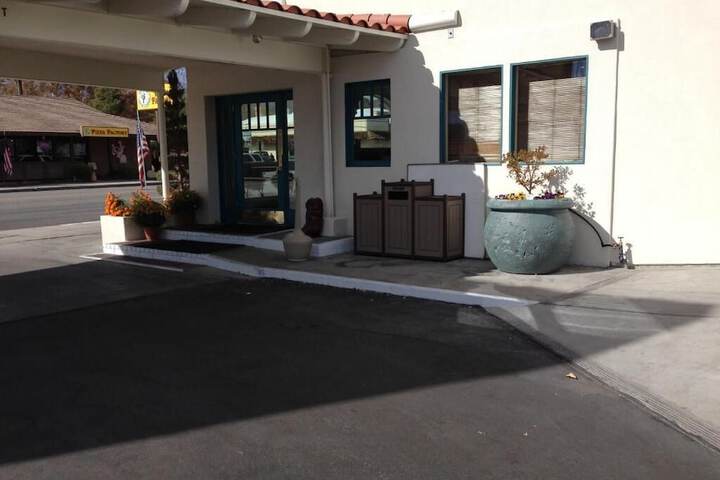 Property Grounds 21 of 27