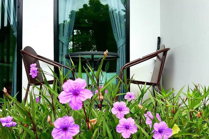 Terrace/Patio 13 of 34