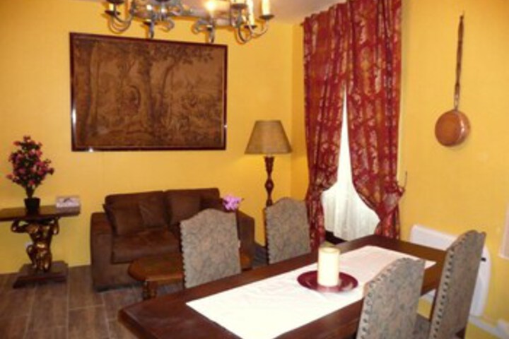 Room 16 of 27