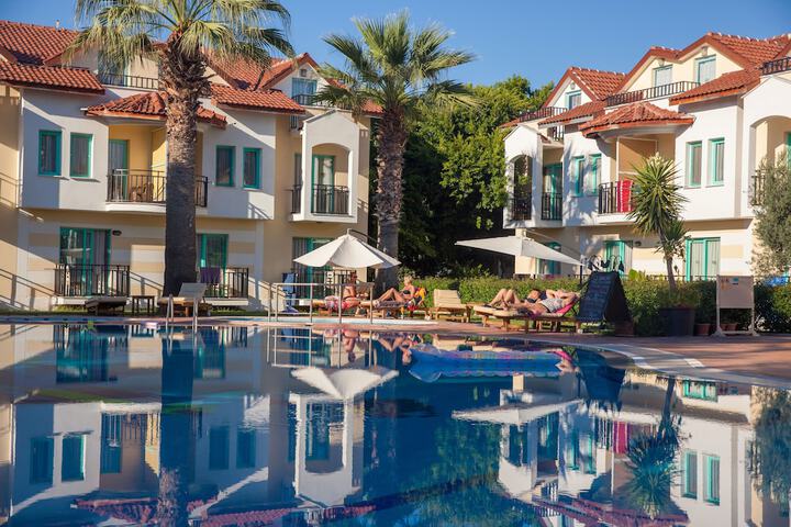 Pool Hotel