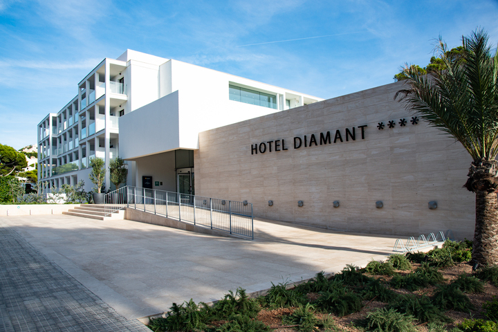 Hotel 27 of 95
