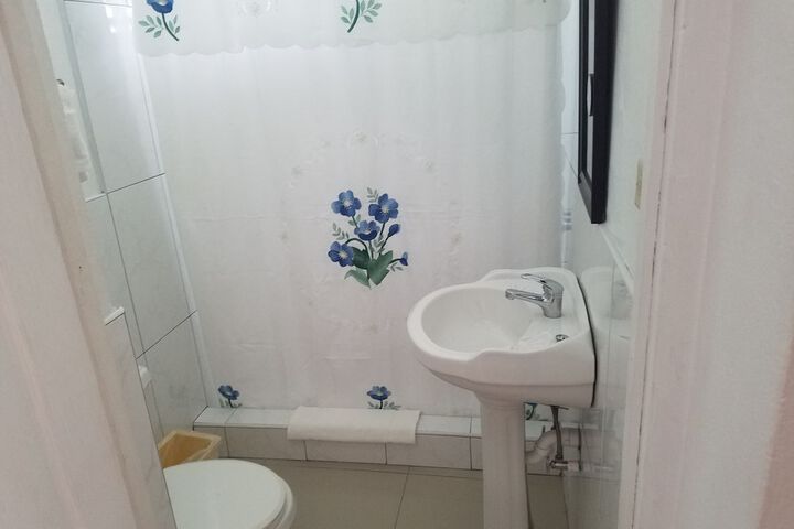 Room 62 of 105