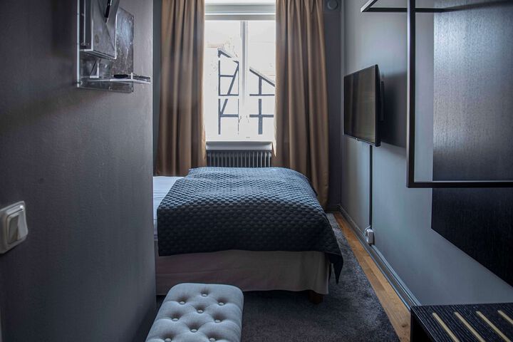 Room 58 of 110
