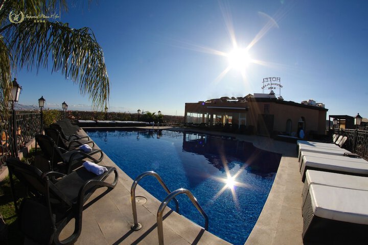 Hotel with Pool