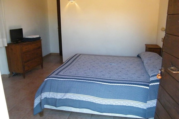 Room 6 of 59