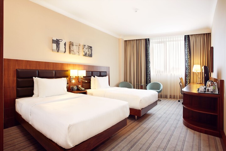 Room 10 of 49
