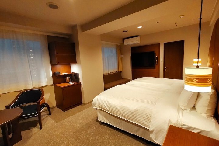 Room 20 of 154