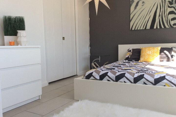 Room 3 of 24