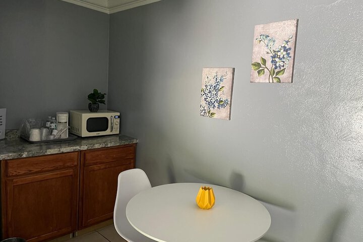 Room 47 of 82