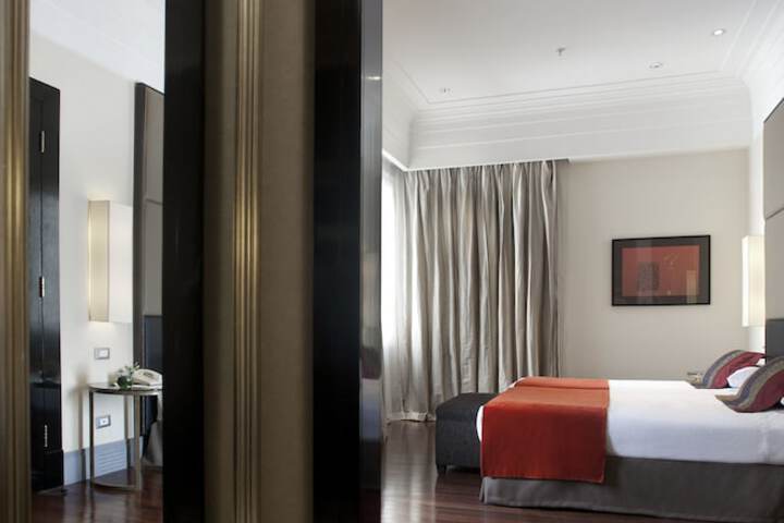 Room 12 of 69