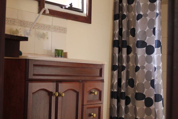 Room 34 of 71