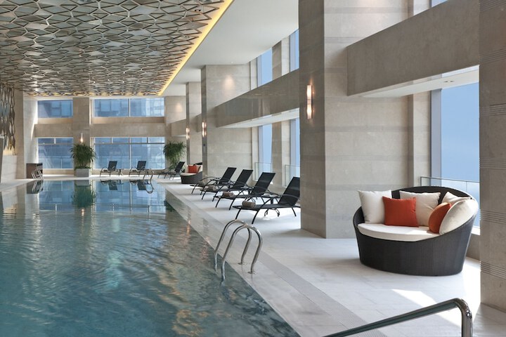 Hotel Pool