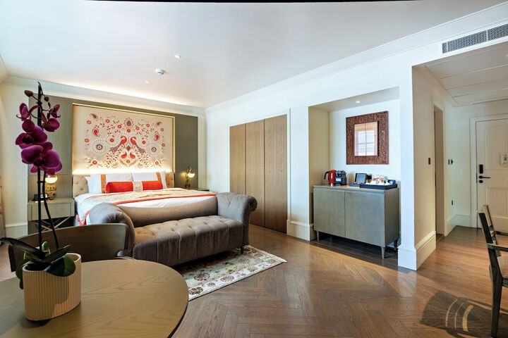 Room 36 of 115