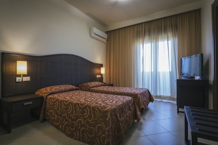 Room 8 of 56