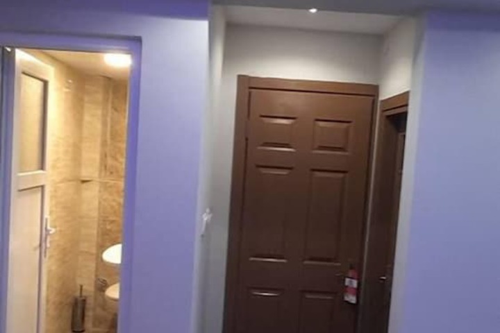 Room 22 of 46