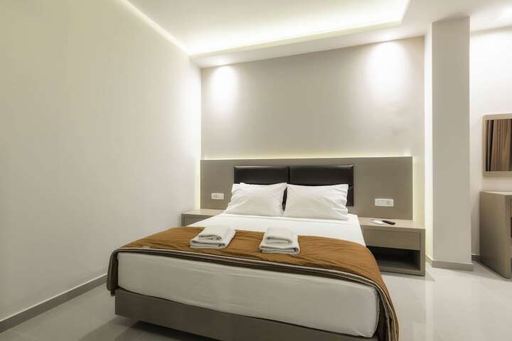 Room 13 of 138