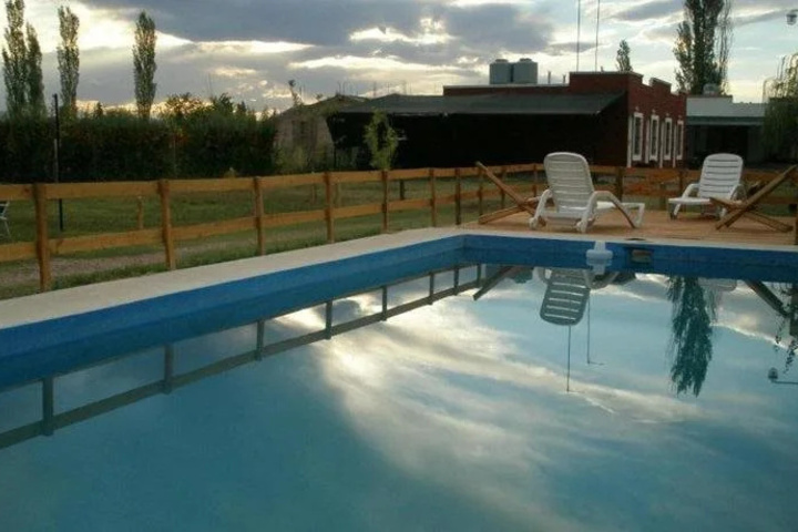 Pool 12 of 22