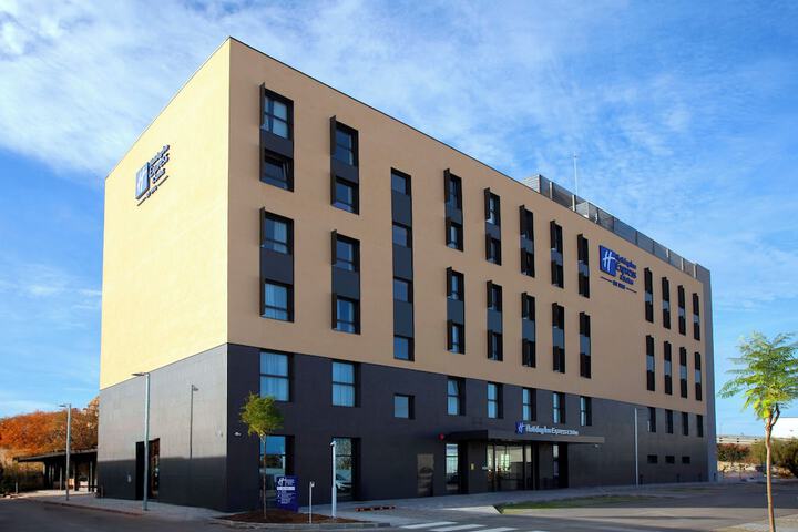 Hotel 26 of 27