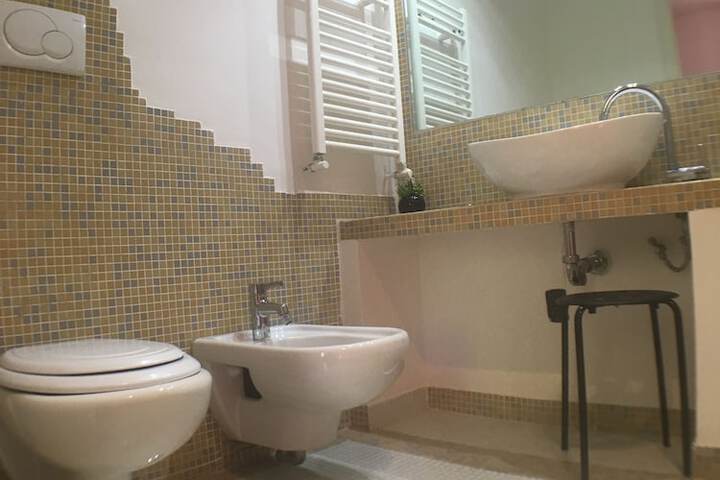 Clean Restrooms