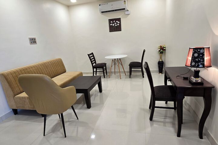 Room 11 of 29